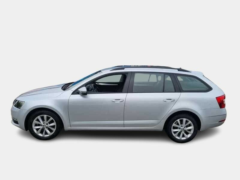 SKODA OCTAVIA WAGON 1.6 TDI EXECUTIVE DSG