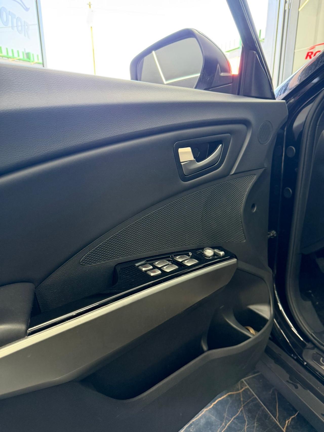 Ssangyong Tivoli 1.6 2WD Bi-fuel GPL Icon