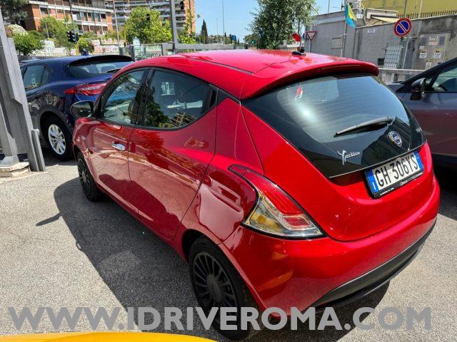 LANCIA Ypsilon 1.0 FireFly Hybrid. + GPL