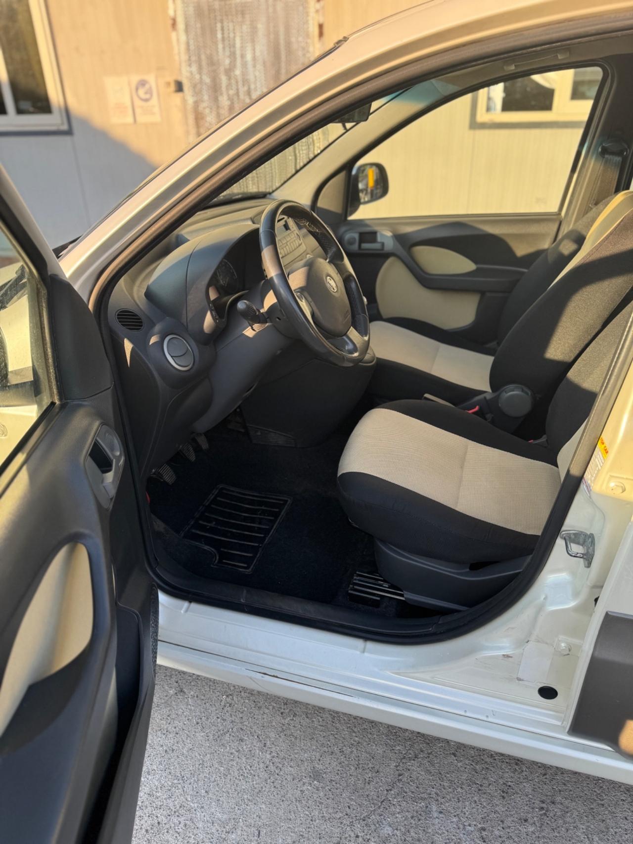 Fiat Panda 1.3 MJT 16V DPF Emotion