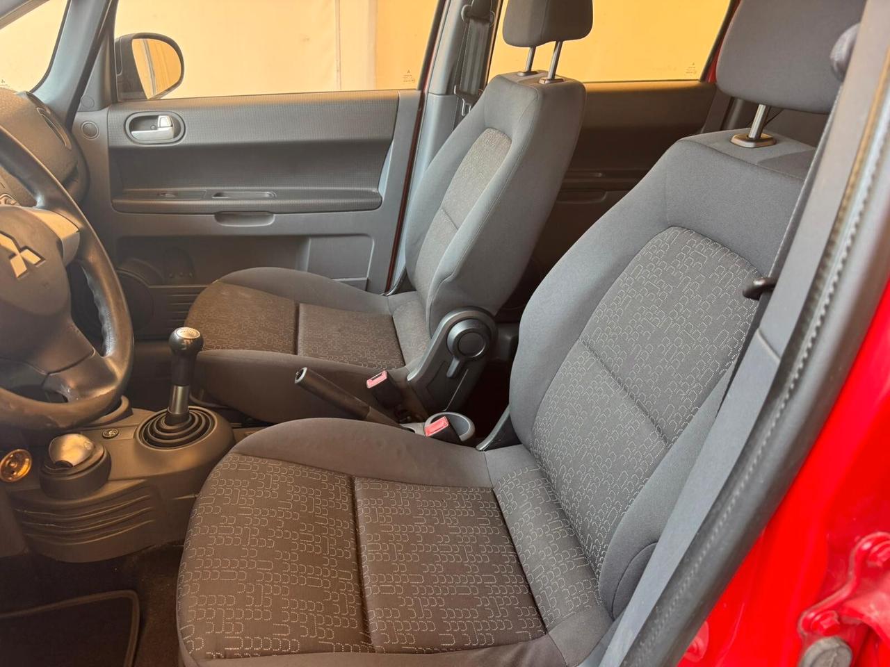 Mitsubishi Colt 1.1 12V 5p. GPL Invite
