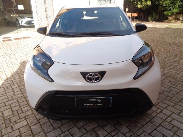Toyota Aygo X 1.0 VVT-i 72 CV 5 porte Active km 13.000 NESSUN VINCOLO DI FINANZIAMENTO