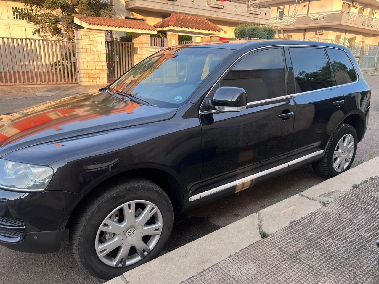 Volkswagen Touareg 3.0 V6 TDI DPF tiptronic