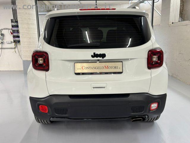 JEEP Renegade 1.3 T4 DDCT Night Eagle