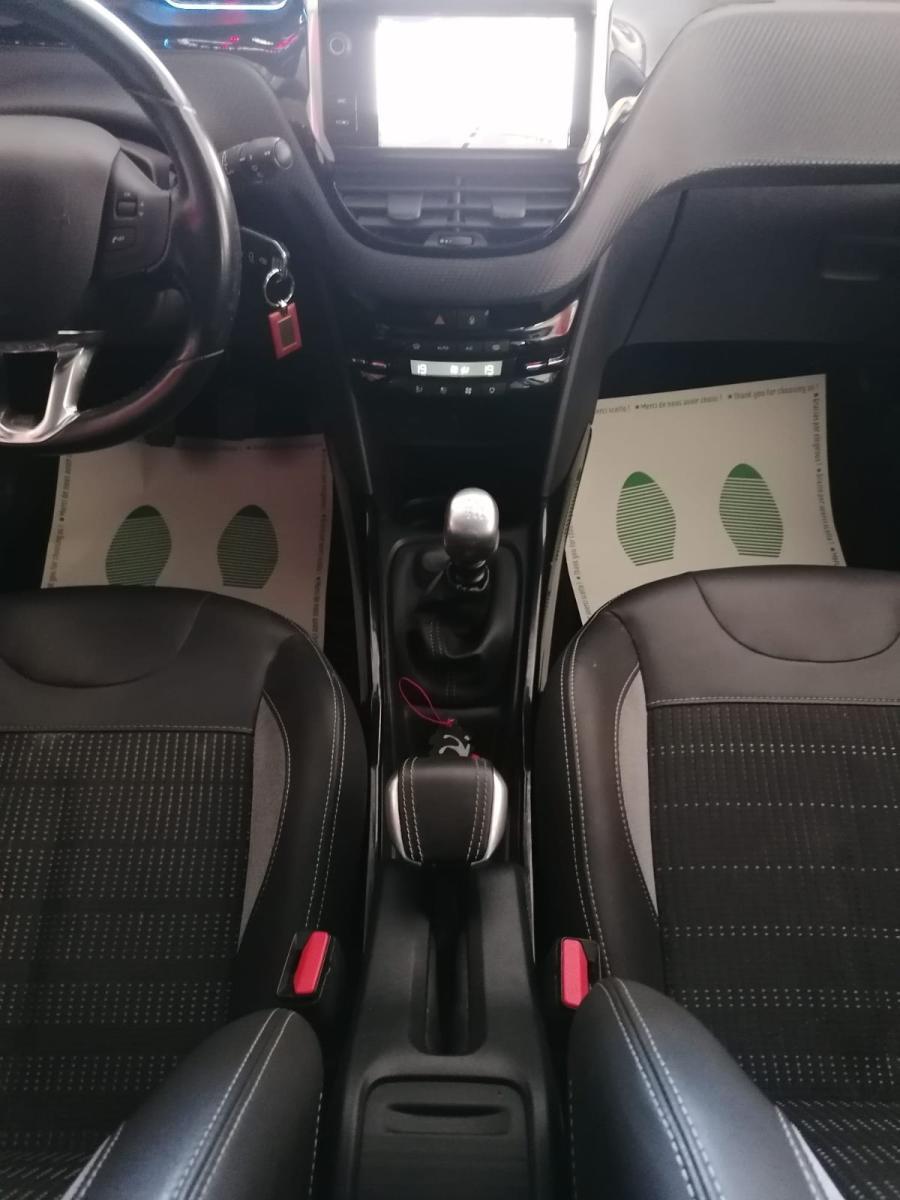 PEUGEOT - 2008 - BlueHDi 120 S&S Allure