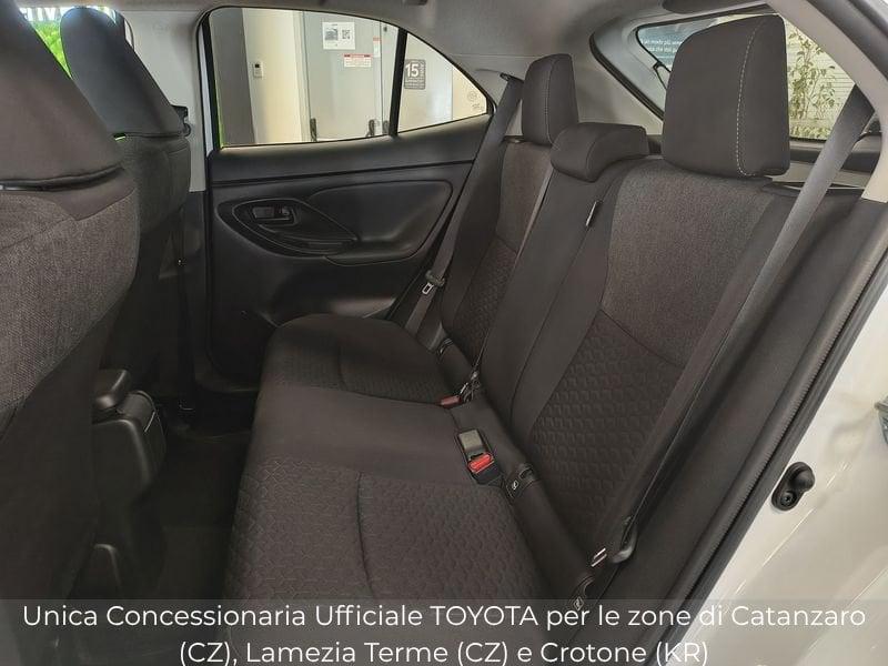 Toyota Yaris Cross 1.5 Hybrid 5p. E-CVT AWD-i Business