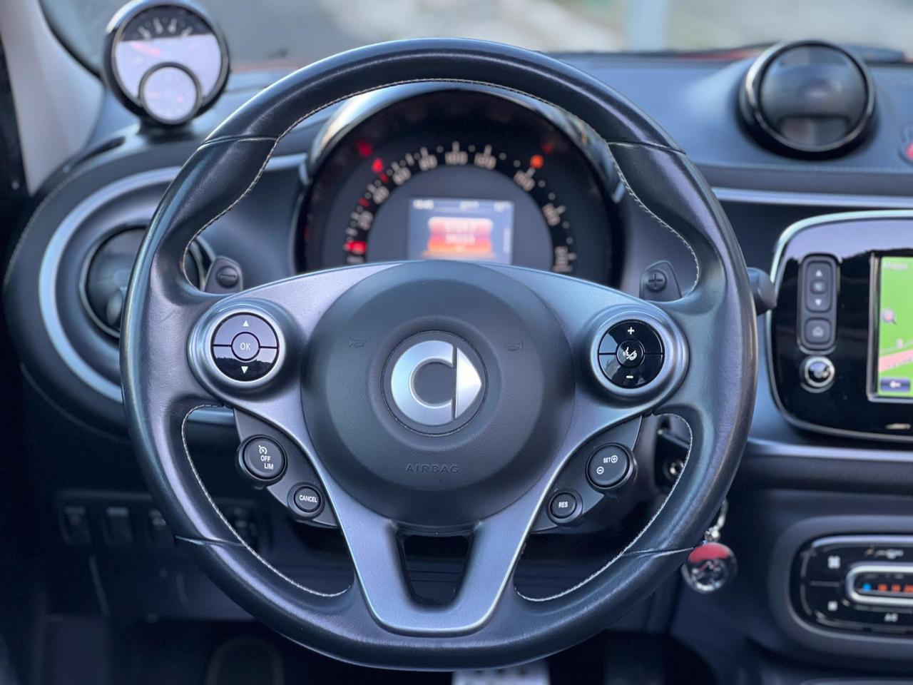 Smart ForFour 0.9 t Brabus Xclusive 109cv twinamic Cabrio