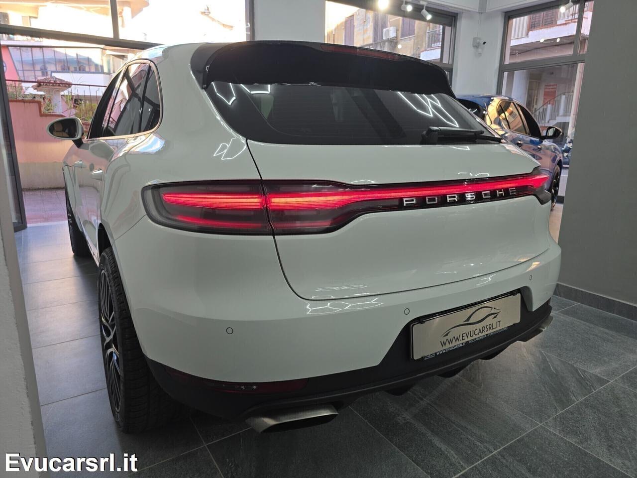 Porsche Macan 2.0 245cv 2020