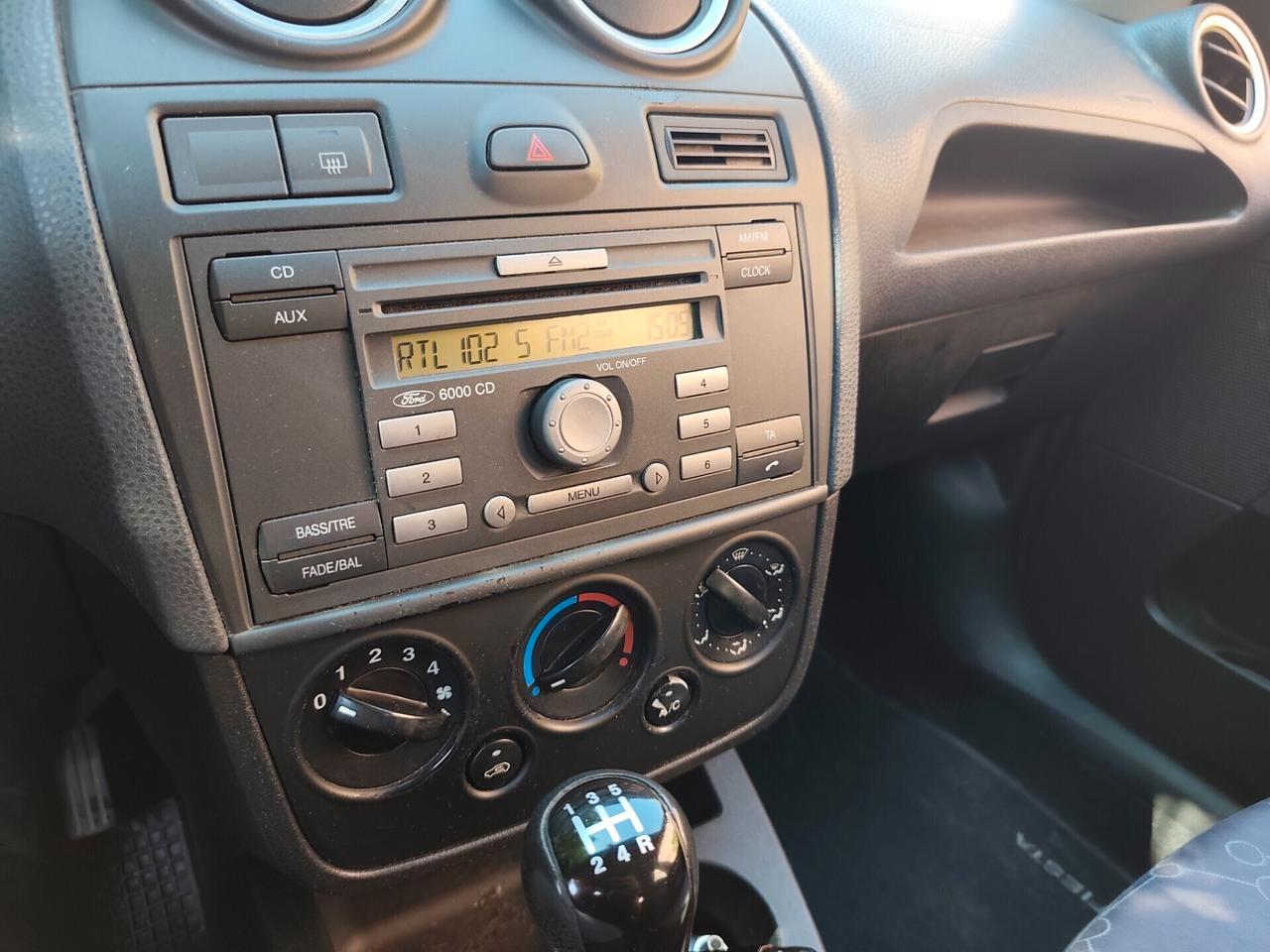 Ford Fiesta 1.2 Benz GPL 5 porte