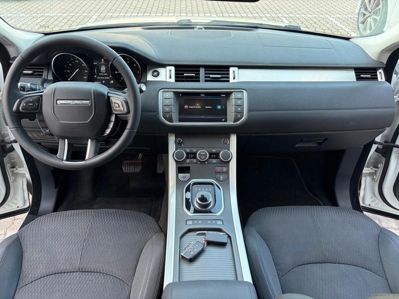 Land Rover Range Rover Evoque 5p 2.0 td4 SE 150cv auto