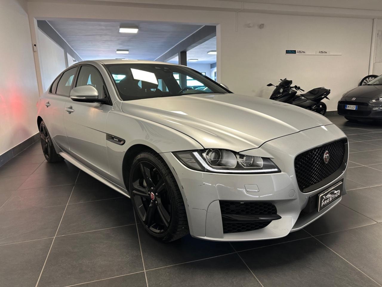 JAGUAR XF 2.0D AWD AUTOMATICA 240CV R-SPORT