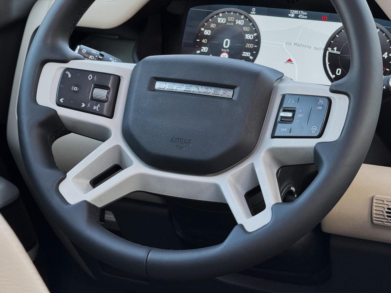 Land Rover Defender 110 3.0d i6 X-Dyn HSE 250CV 7 POSTI