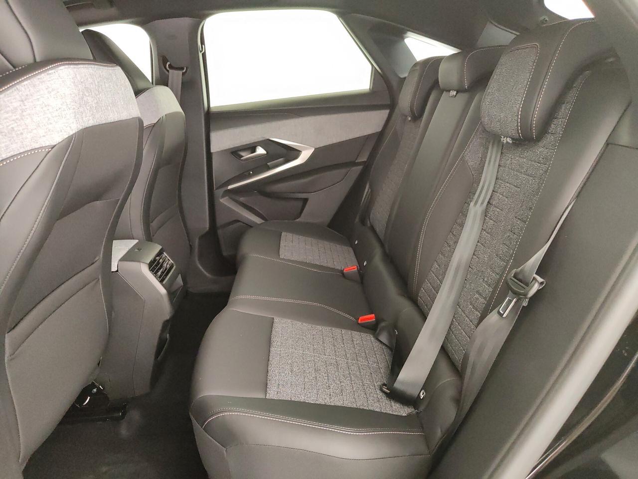Peugeot 3008 Hybrid 145 e-DCS6 Allure