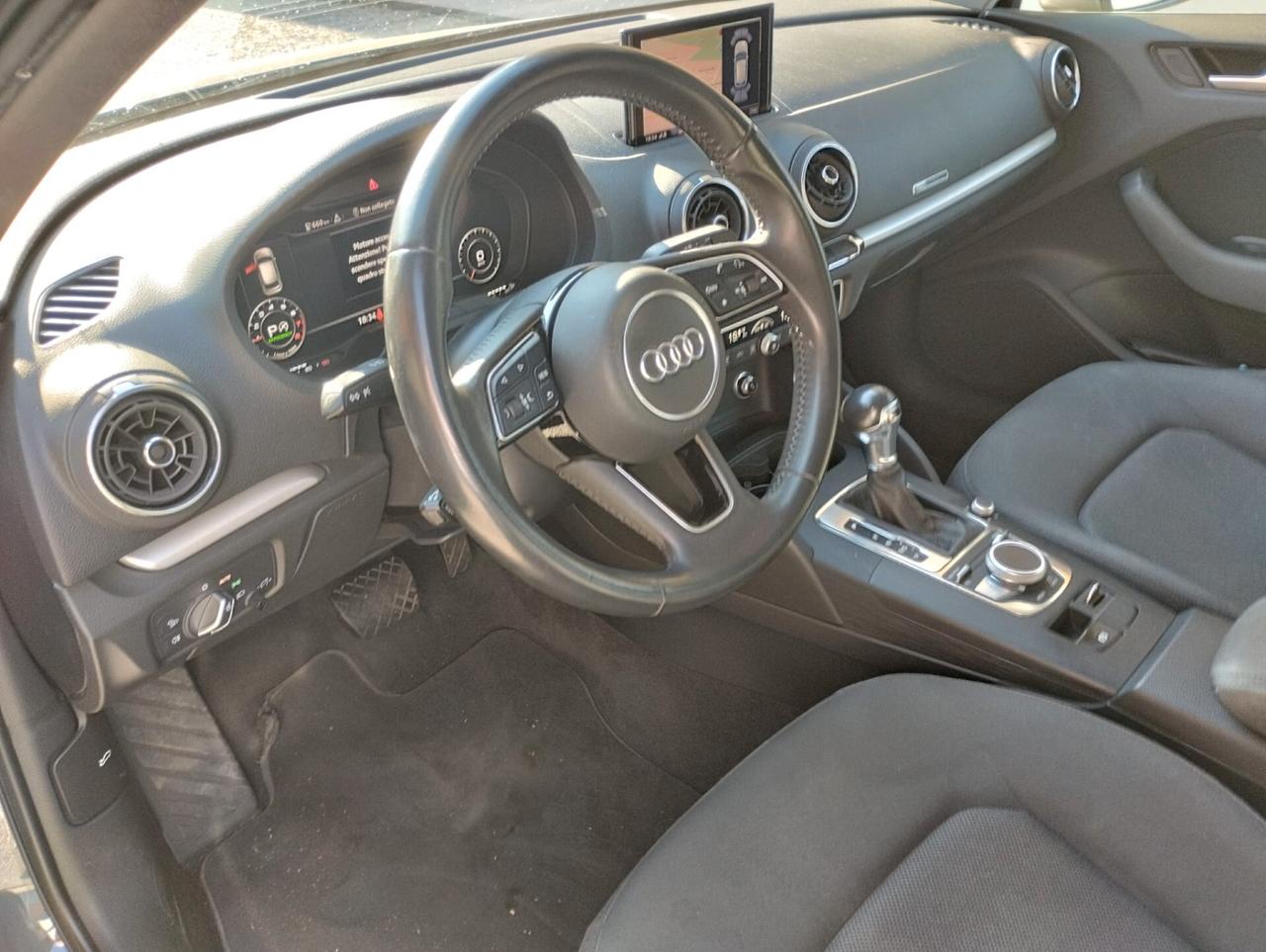Audi A3 SPB TFSI 150CV S tronic Business SLINE