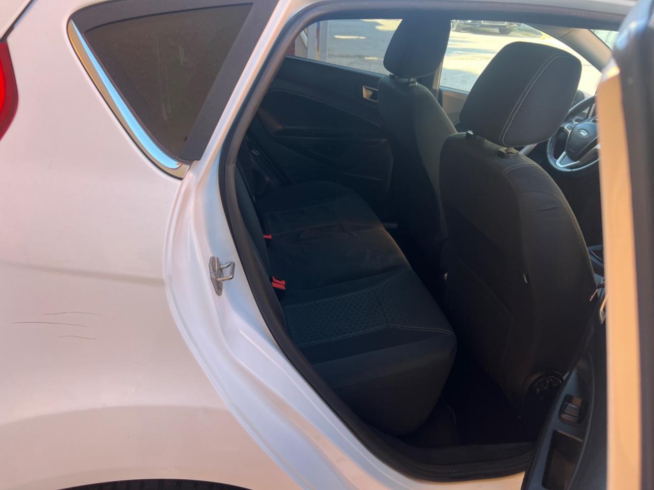 Ford Fiesta 1.4 TDCi 5p. Titanium