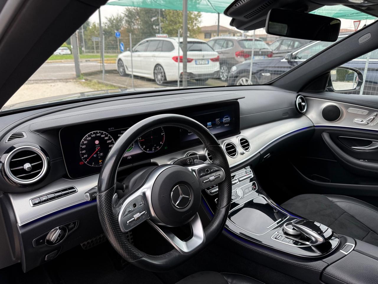 Mercedes-benz E 220 d Premium Plus AMG Led*Navi*360*Full Top