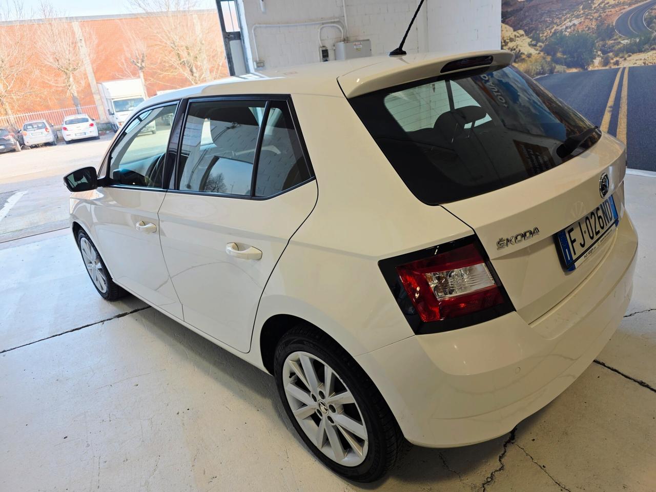 Skoda Fabia 1.0 MPI 75 CV Monte Carlo