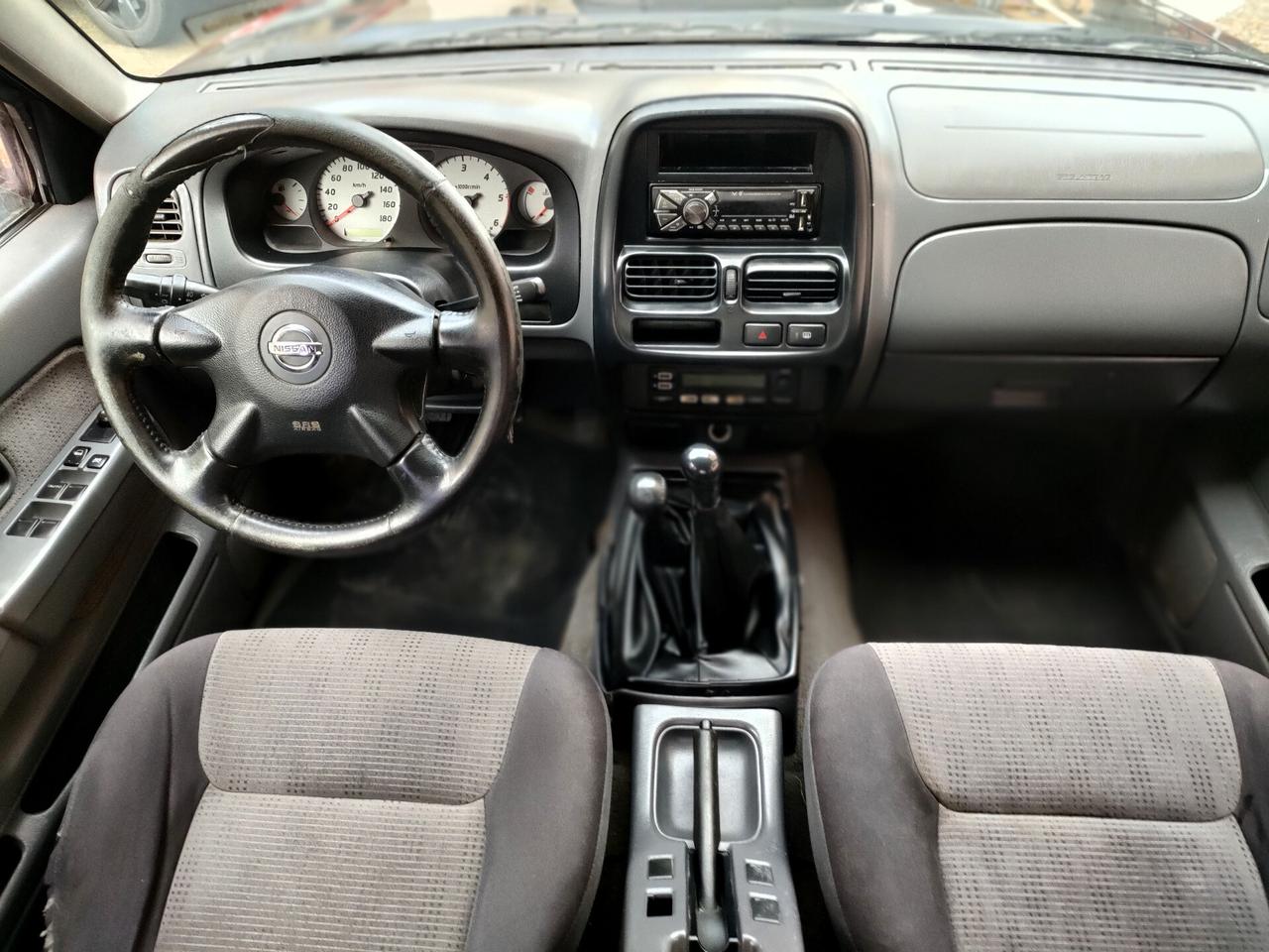 Nissan Navara 2.5 TD Double Cab