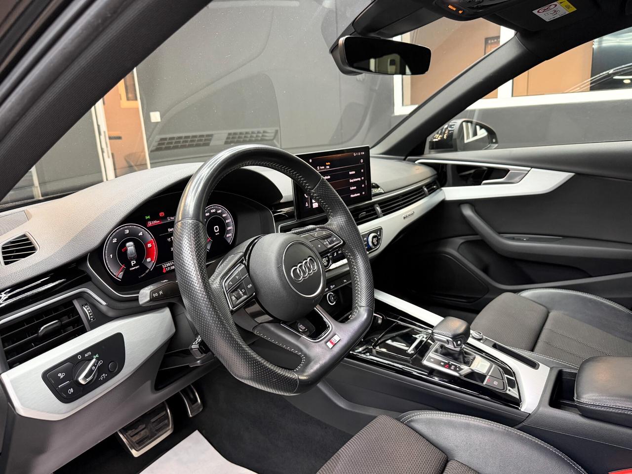 Audi A4 2.0 TDI QUATTRO 190CV SLine Stronic