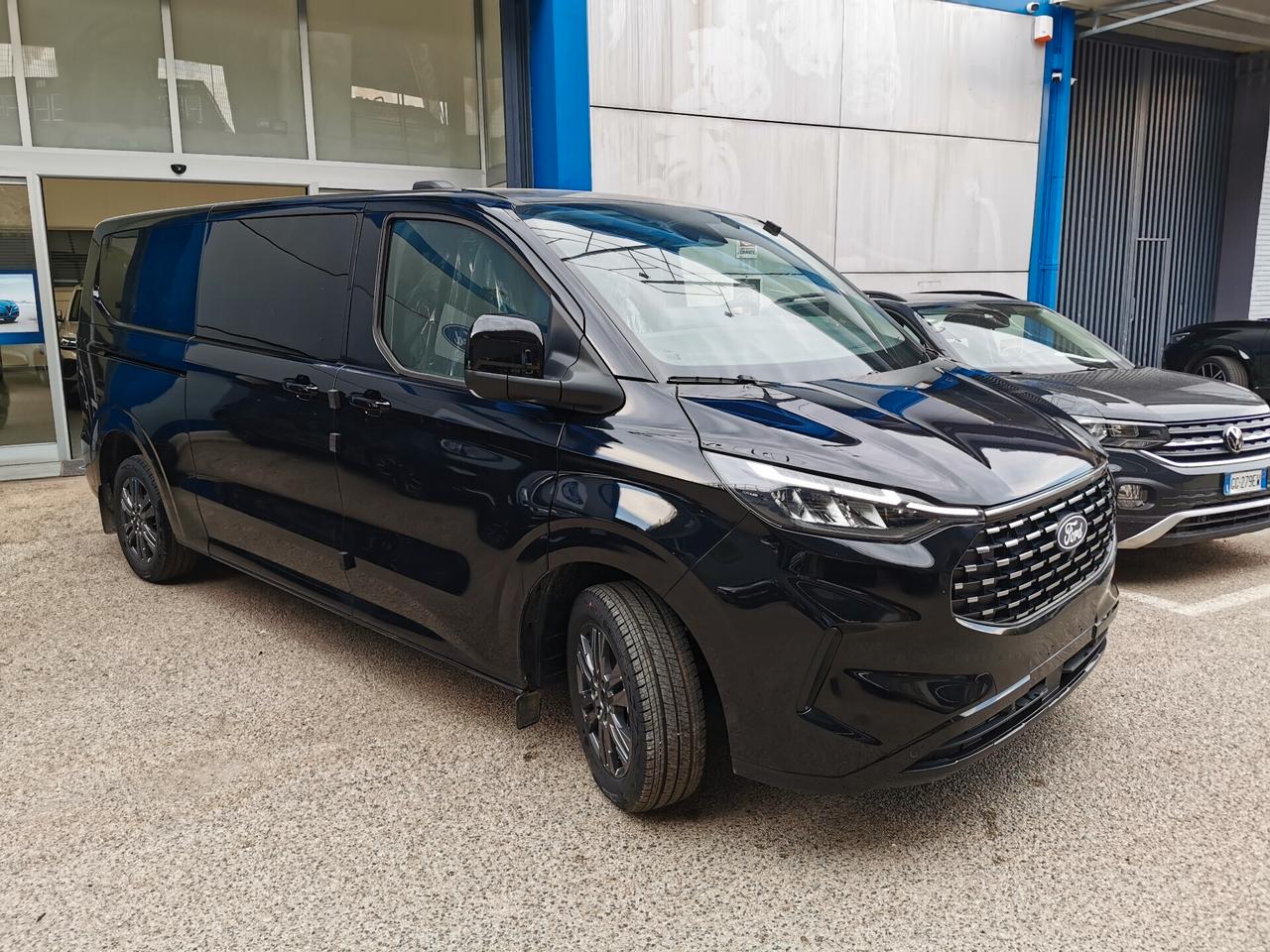 Ford Tourneo Custom 2.0 Ecoblue 170cv 8p. Titanium Iva Detraibile