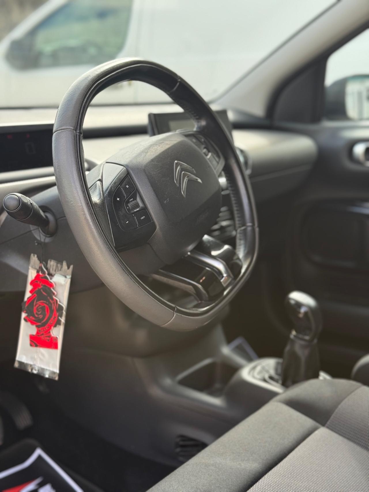 Citroen C4 Cactus BlueHDi 100 S&S Shine