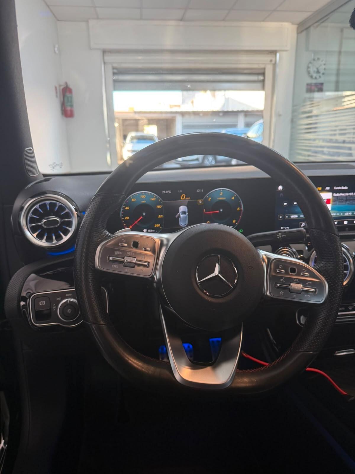 Mercedes-benz A 180 d Automatic Premium CON PACCHETTO AMG