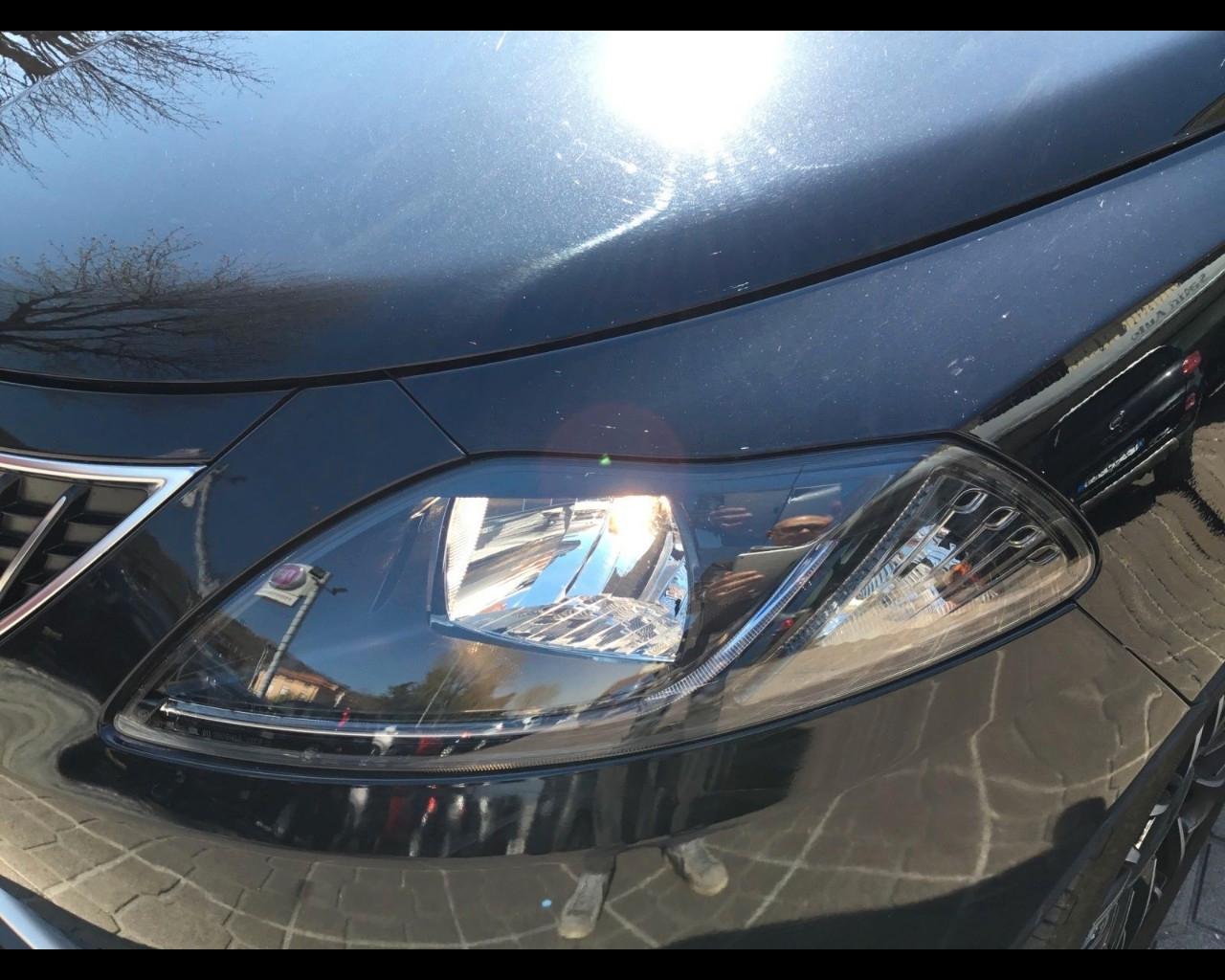 LANCIA Ypsilon III 2021 - Ypsilon 1.0 firefly hybrid Platino s&s 70cv