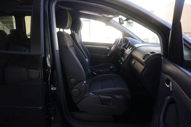 Volkswagen Touran Volkswagen Touran 1.6 tdi Comfortline Business 77KW ANNO 2012