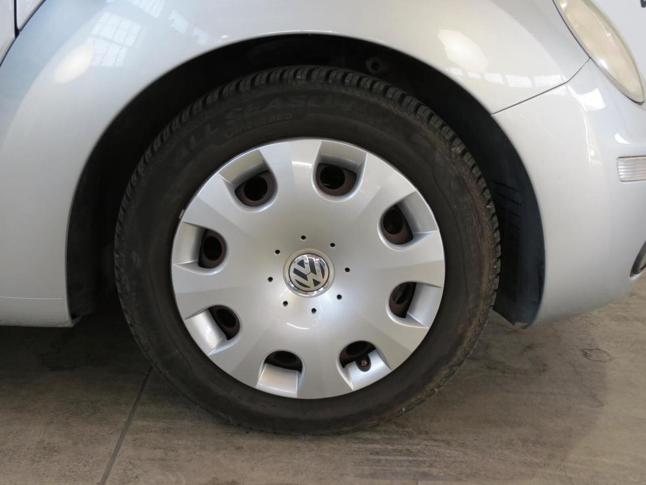 Volkswagen New Beetle 1.6 102 CV
