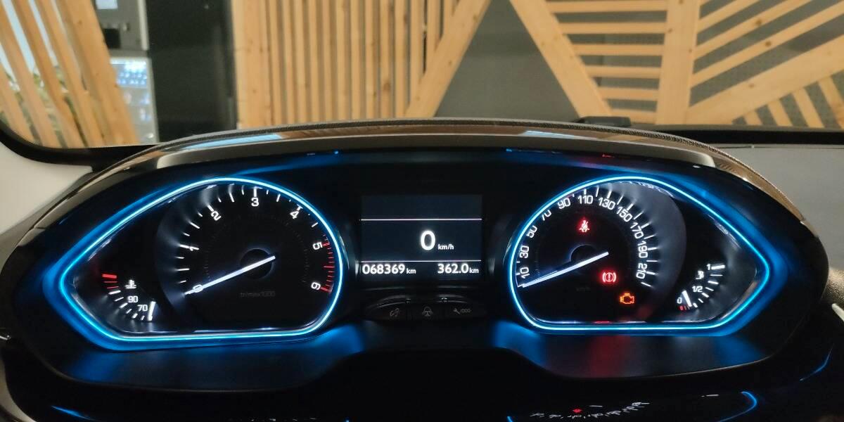 Peugeot 2008 1.5 bluehdi Allure s&s 100cv my19