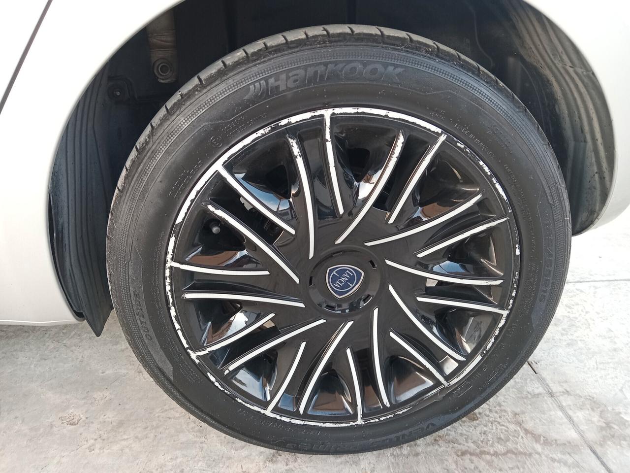 Ypsilon 1.2 C.V 69 .. G.P.L ..PERFETTA QUALS PROVA