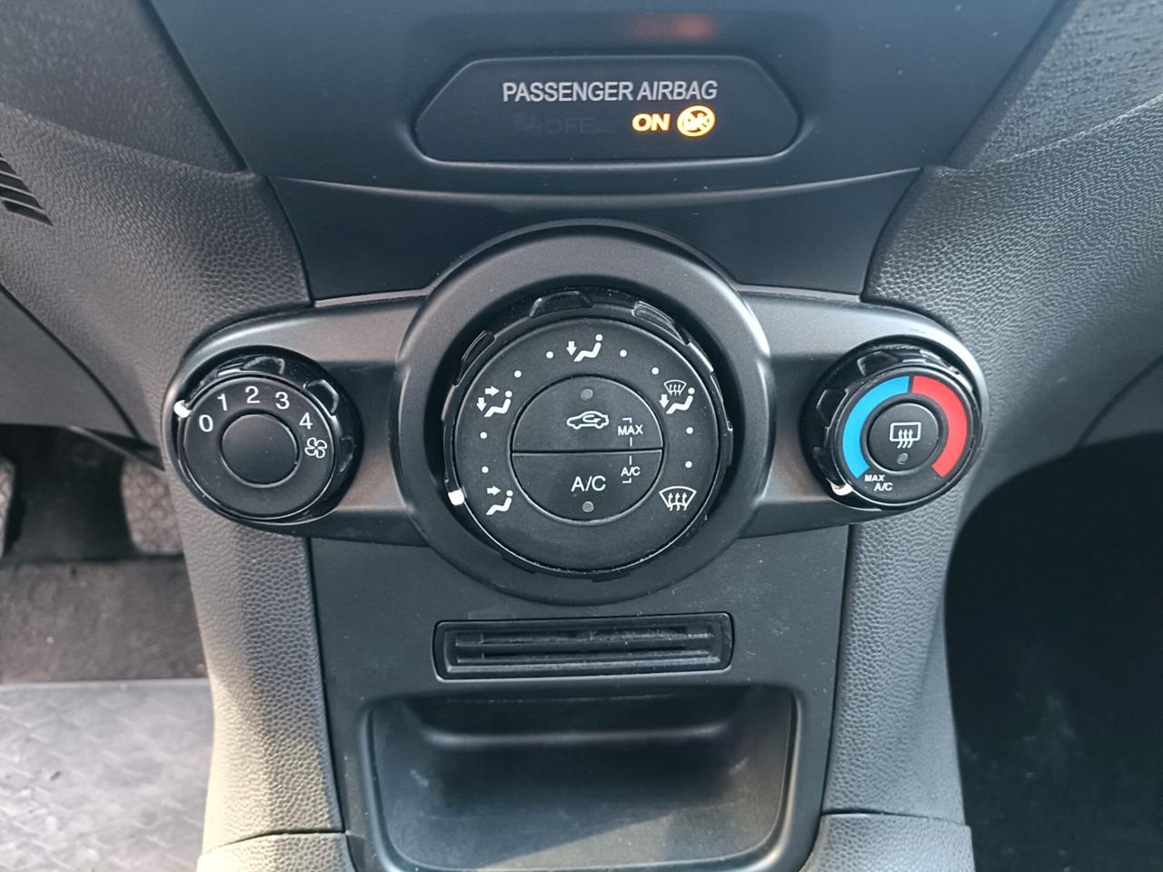 Ford Fiesta 1.2 60CV 5 porte Business GPL