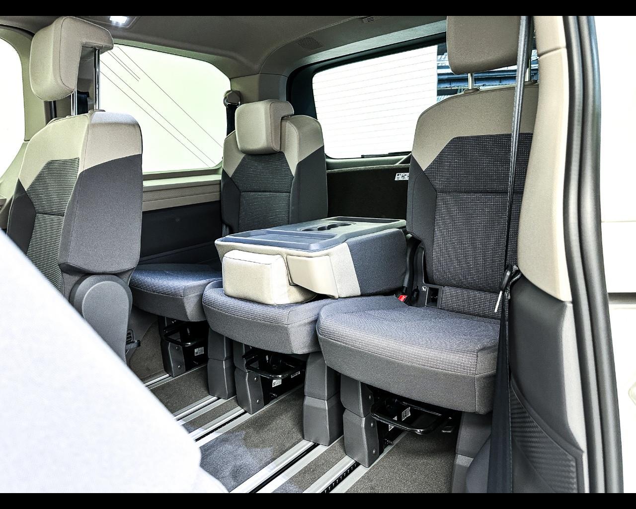 VOLKSWAGEN Multivan 7ª '21-> - Multivan 1.5 PHEV DSG 4Motion Space