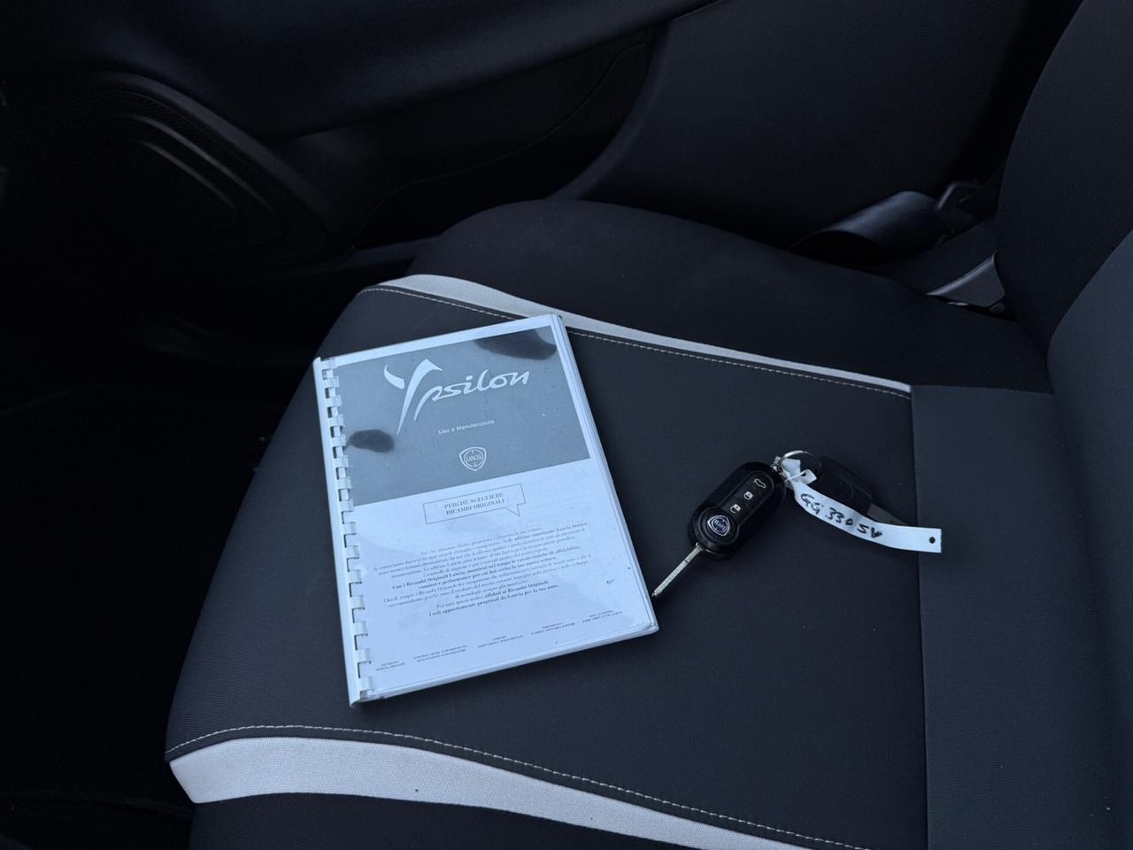 Lancia Ypsilon 1.2 69 CV 5 porte Elle