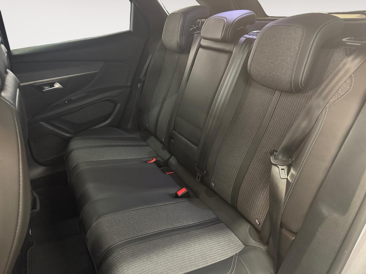 PEUGEOT 3008 1.5 bluehdi Allure s&s 130cv eat8