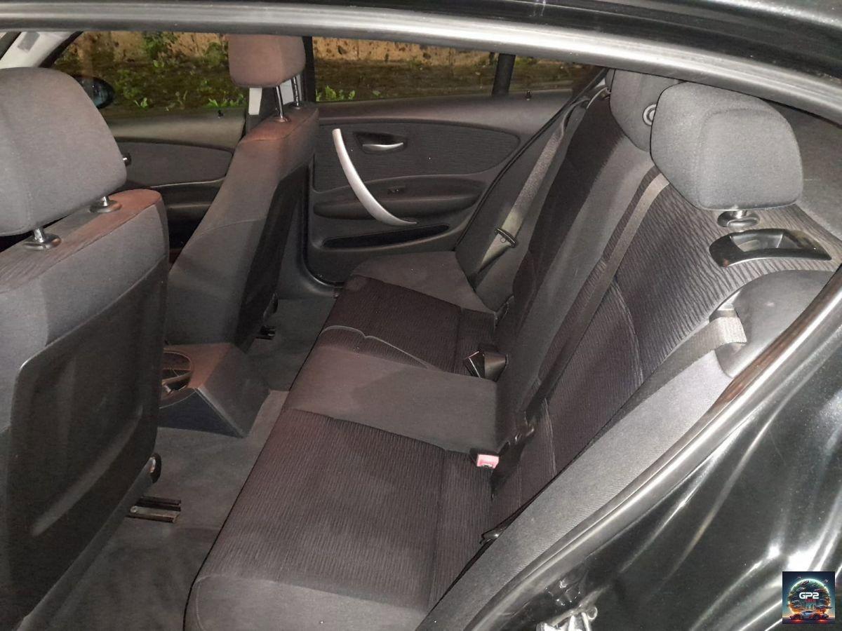 BMW Serie 1 120d 5 porte Futura DPF