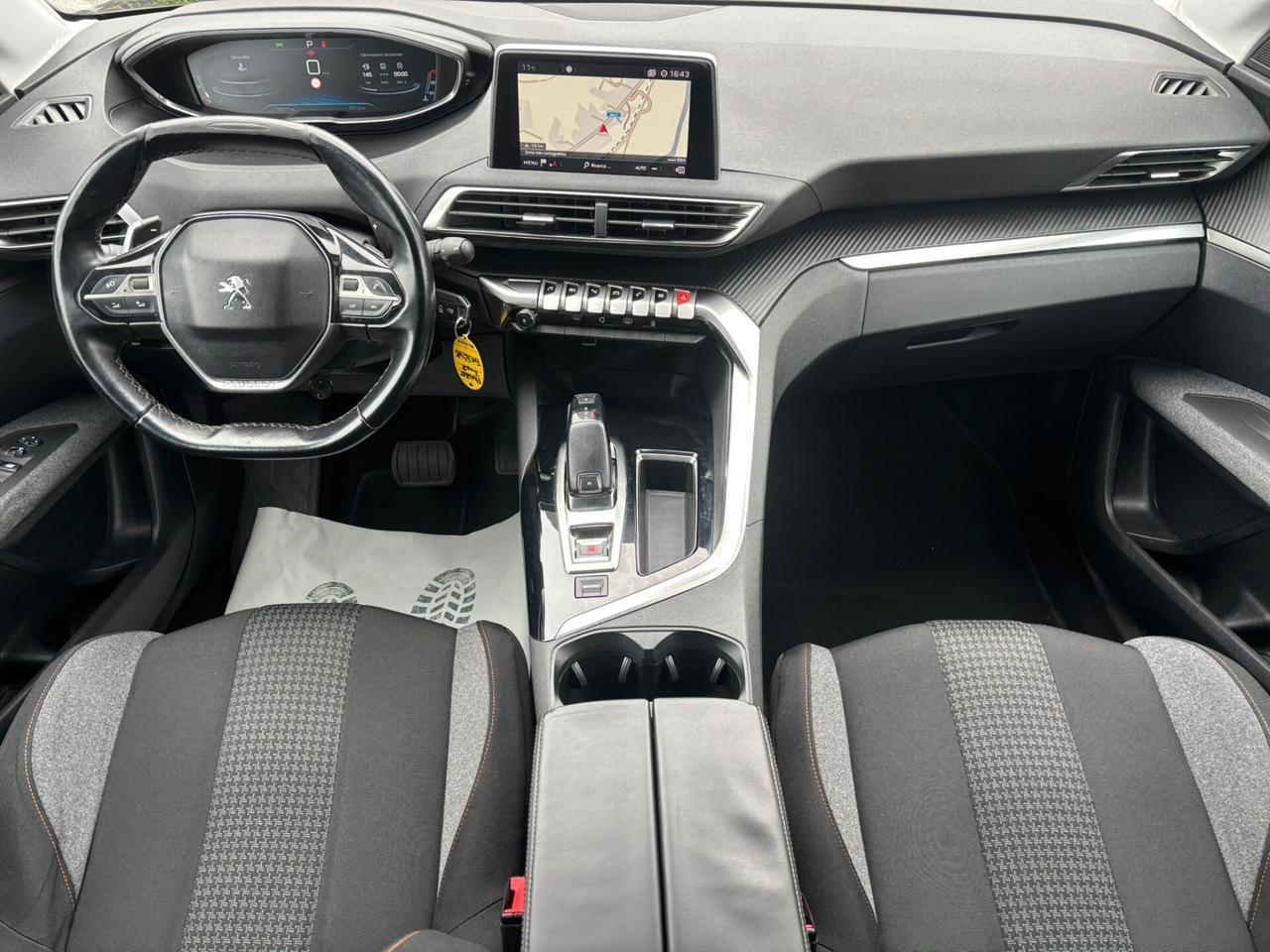 Peugeot 3008 BlueHDi 120 S&S Allure