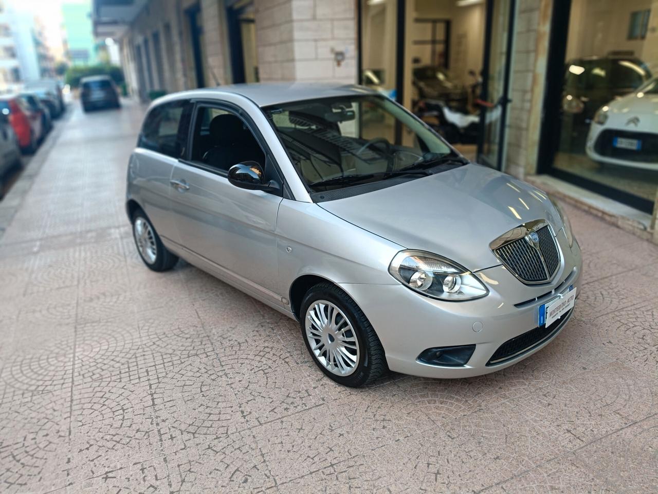 LANCIA YPSILON 1.2 DIVA-NEOPATENTATI-Euro 4790-