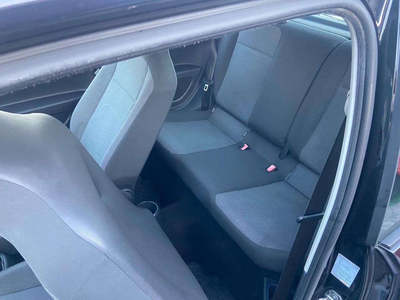 Volkswagen up! 1.0 3p. take