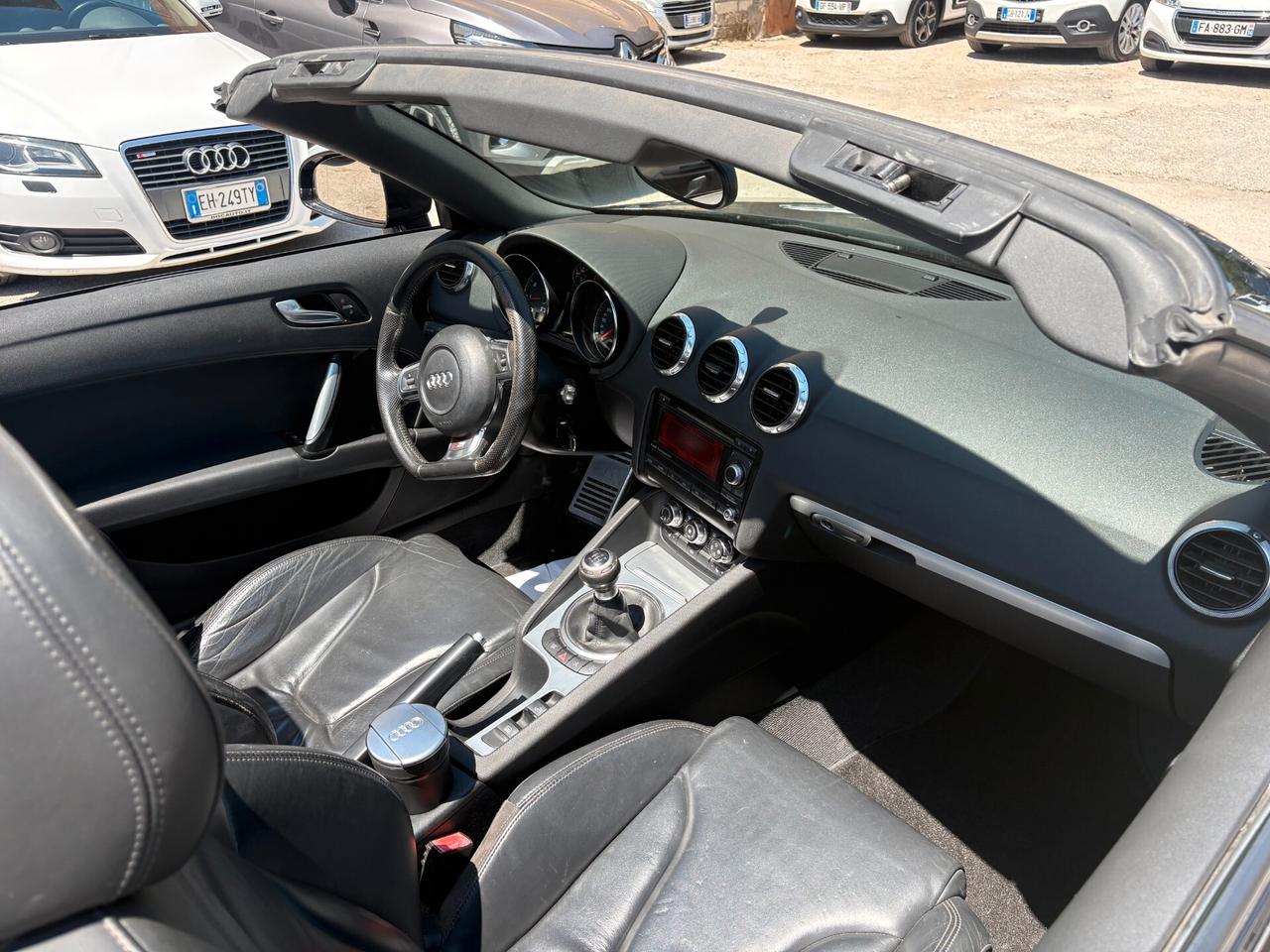 Audi TT Roadster 2.0 TFSI 200 CV S-LINE