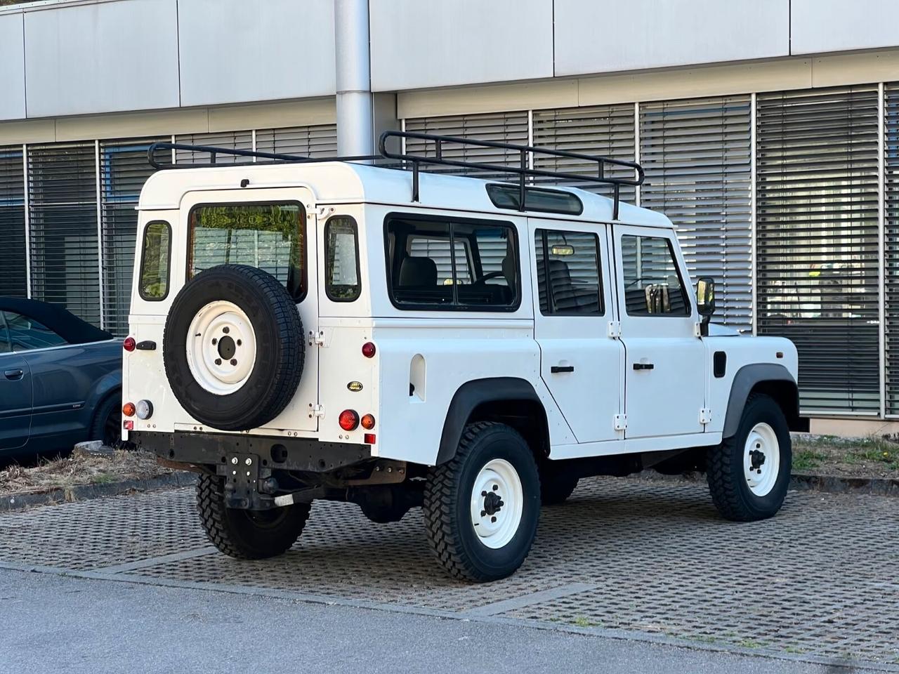 Land Rover Defender 110 ~Gancio di traino~8 posti~Aria condizionata~Pelle