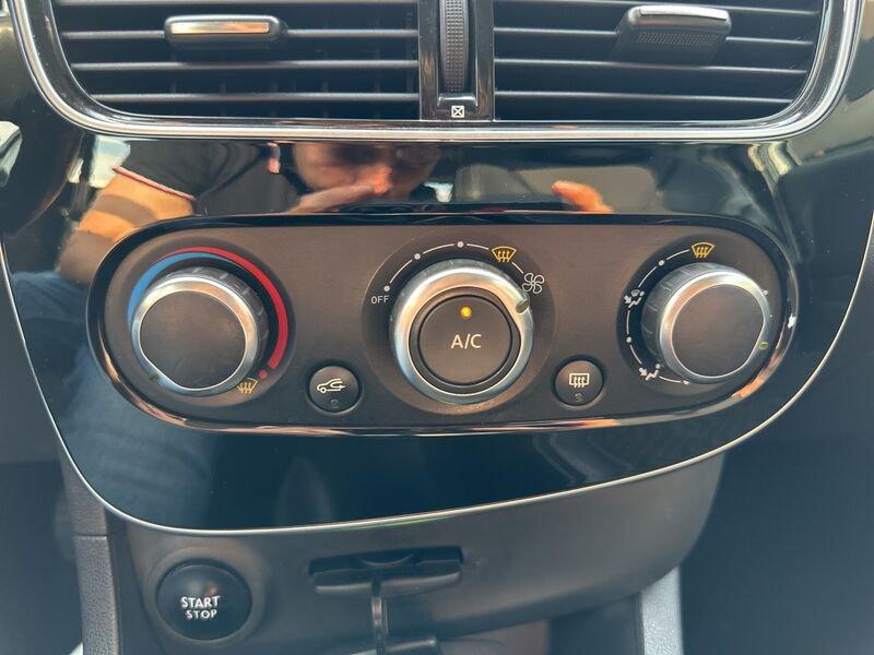 Renault Clio dCi 8V 90 CV Start&Stop 5 porte Energy Duel
