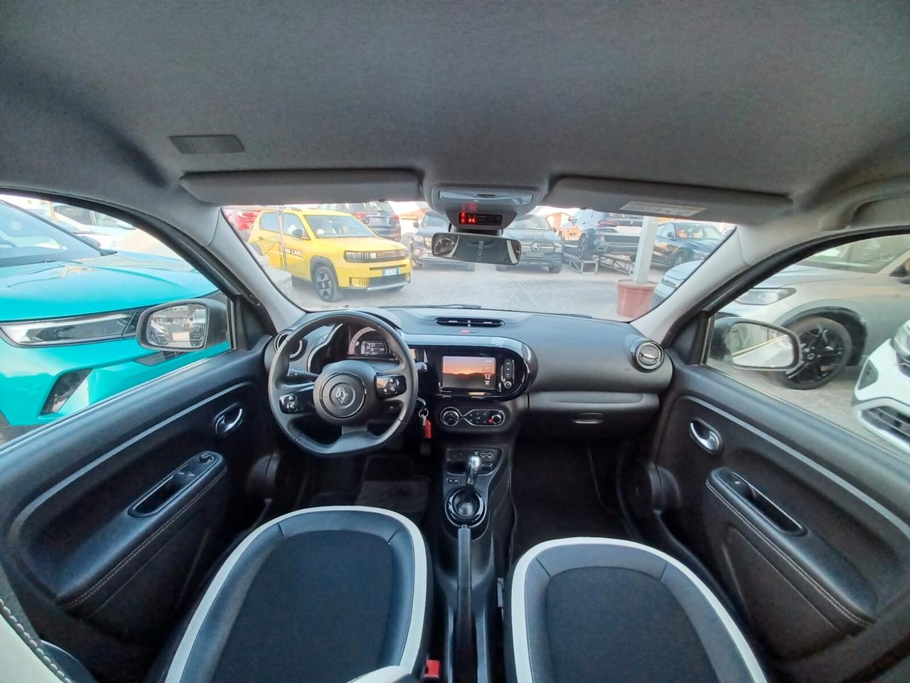 Renault Twingo Electric Urban Night