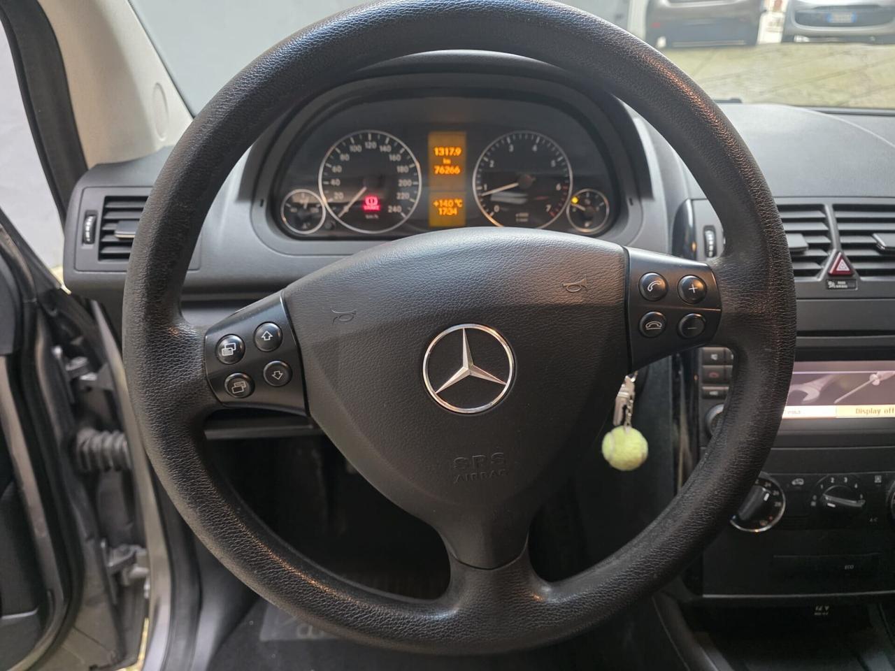 Mercedes-benz A 160 - SOLI 76.000KM