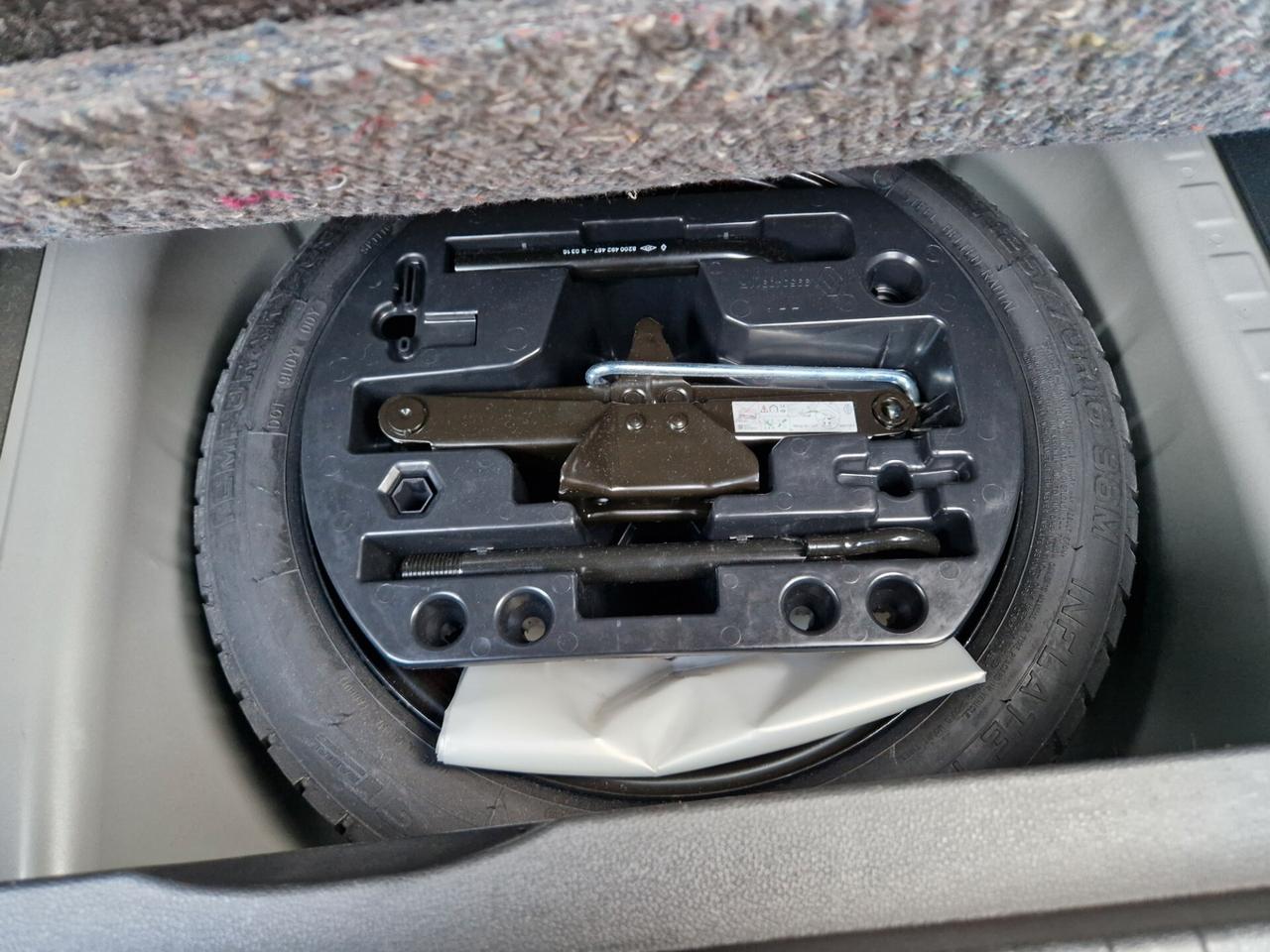 Renault Captur 0.9 90CV "49.600 km" Bluetooth, Cruise, Sensori p.