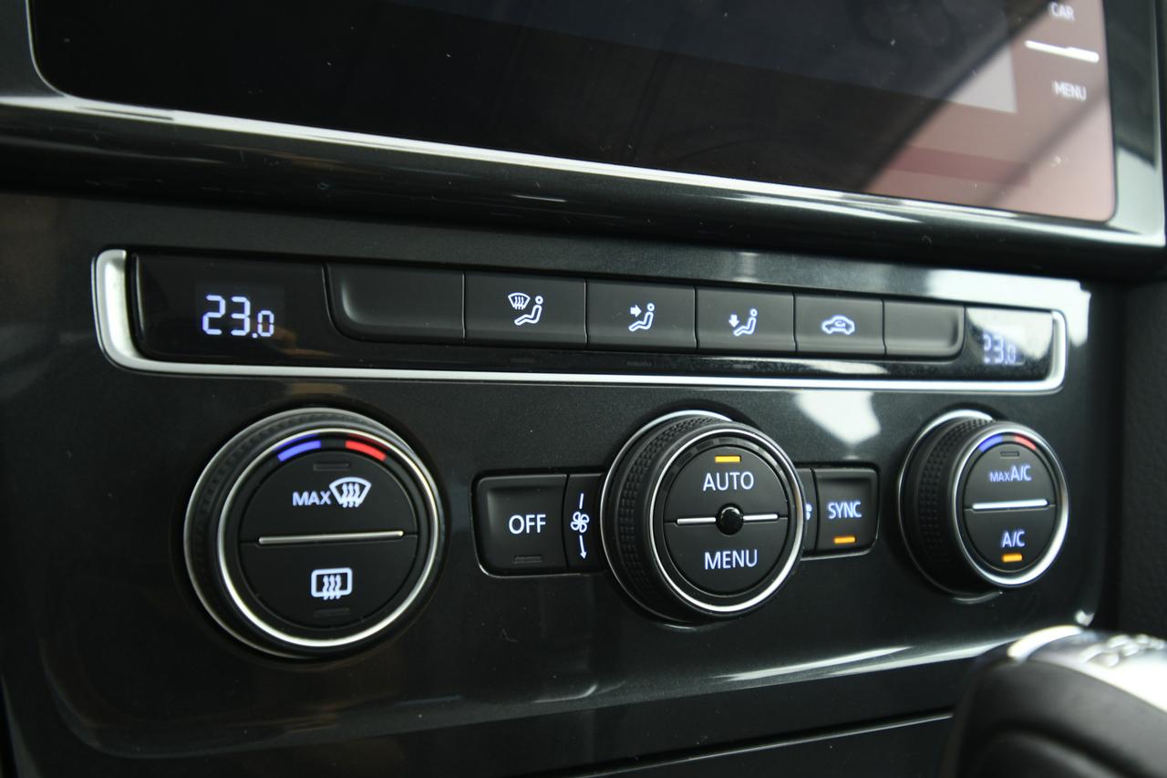 VOLKSWAGEN Golf 5p 1.6 tdi Highline 115cv dsg X COMMERCIANTI ACC+LED