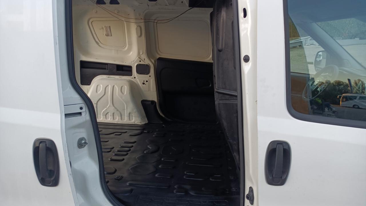 Fiat Doblò 1.4 T-Jet Natural Power