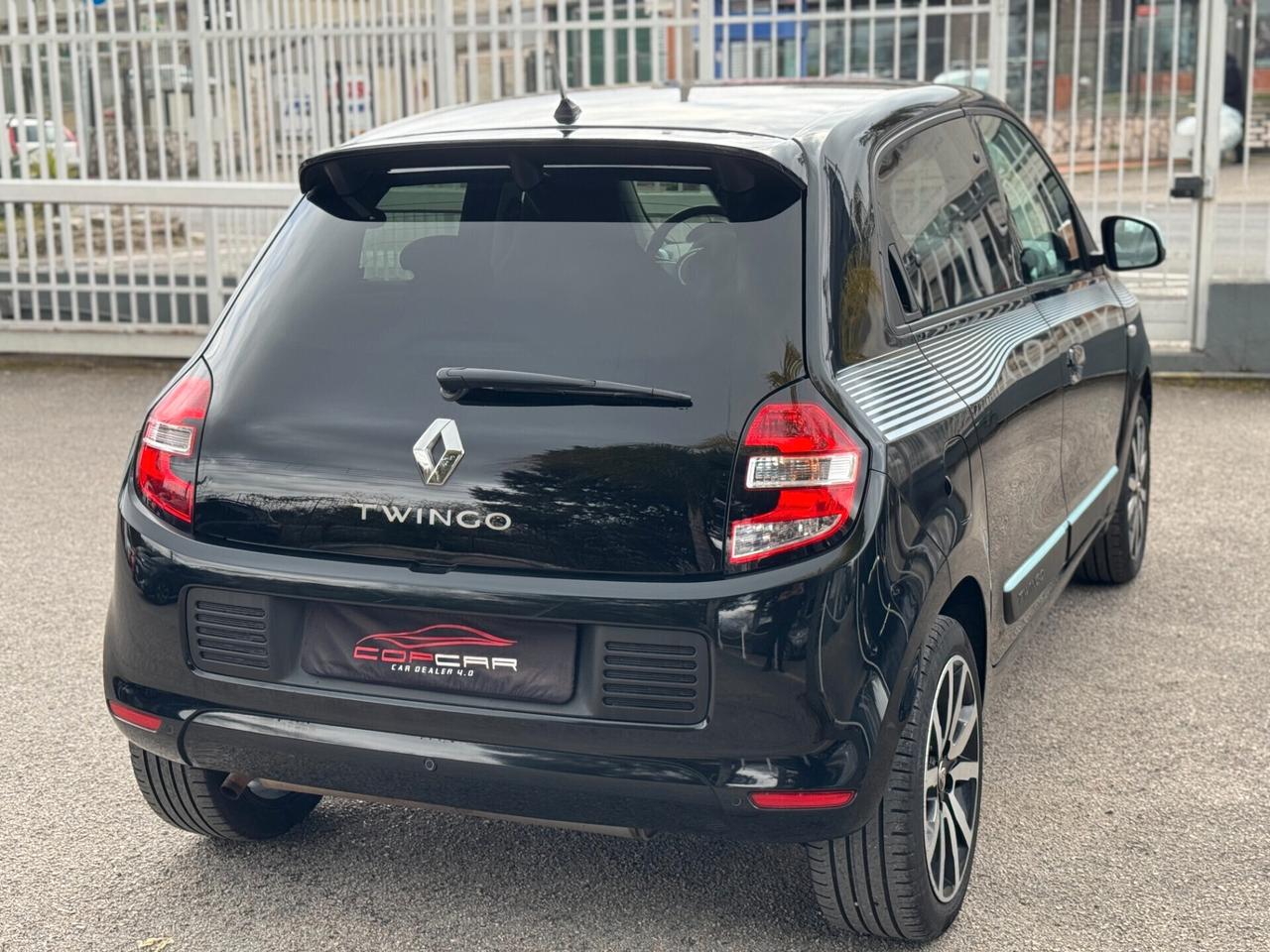 Renault Twingo 1.0 71CV Cosmic 2019