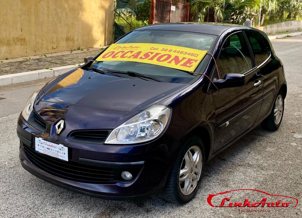 Renault Clio 1.2 16V 75cv 3 porte Confort