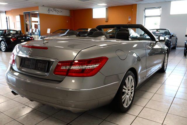 MERCEDES-BENZ E 200 Benzina Cabrio tagliandi Mercedes